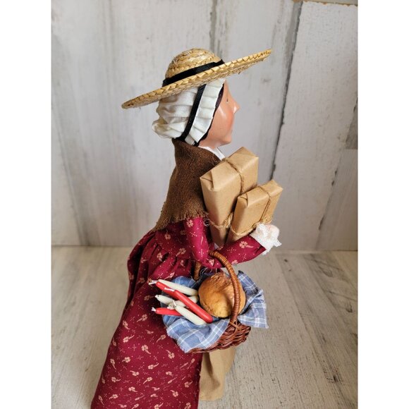 Byers Choice colonial Williamsburg market woman gifts Xmas home decor - Picture 6 of 10